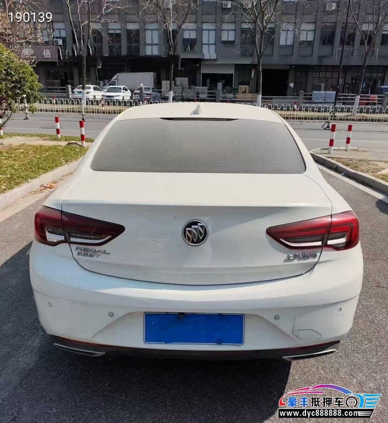 21年别克君威轿车抵押车出售