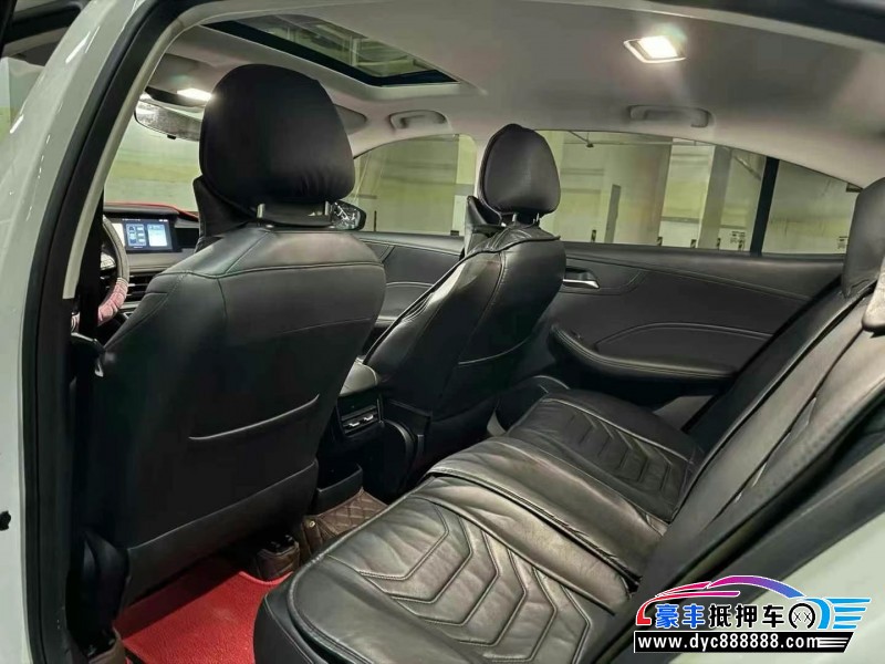 23年荣威i5轿车抵押车出售