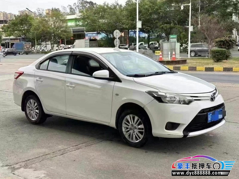 16年丰田威驰轿车抵押车出售