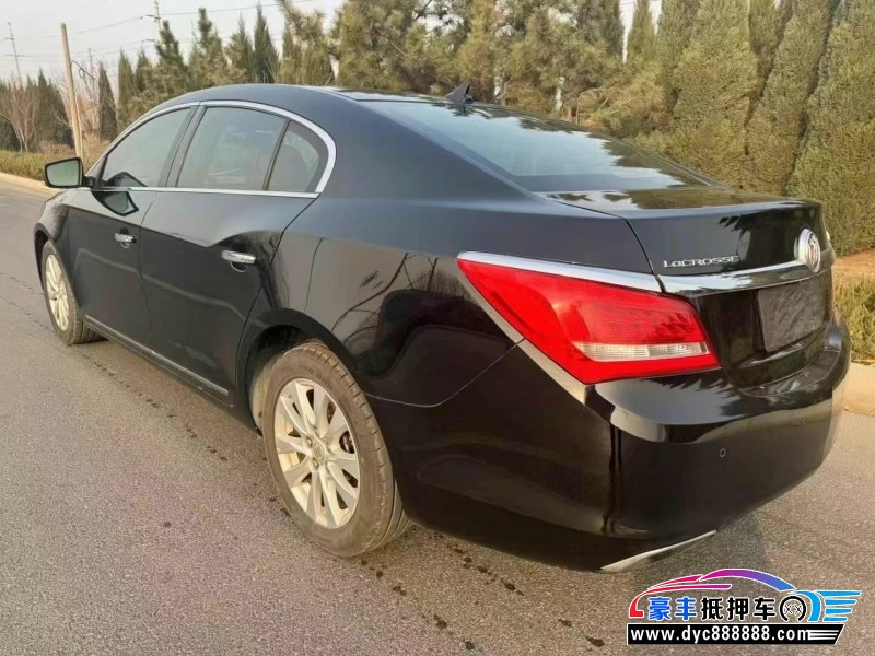 14年别克君越轿车抵押车出售