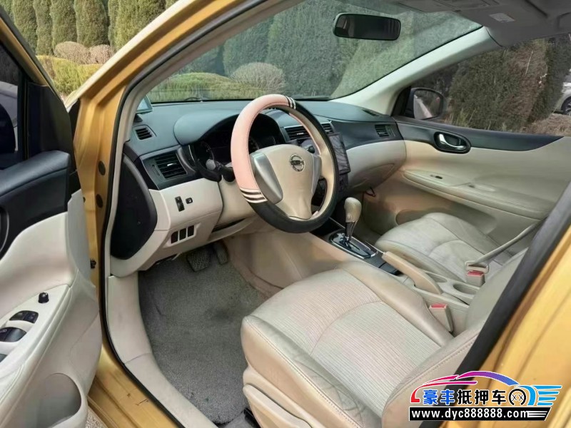 12年日产骐达轿车抵押车出售