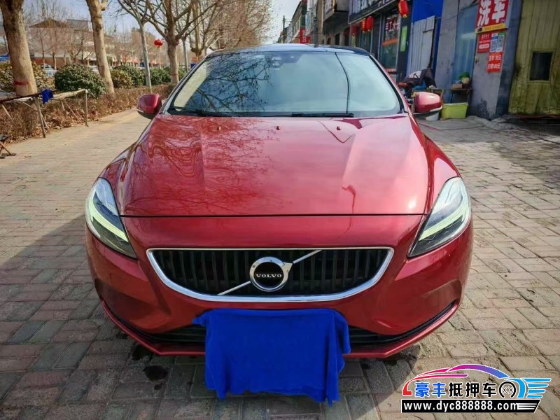 18年沃尔沃V40轿车抵押车出售