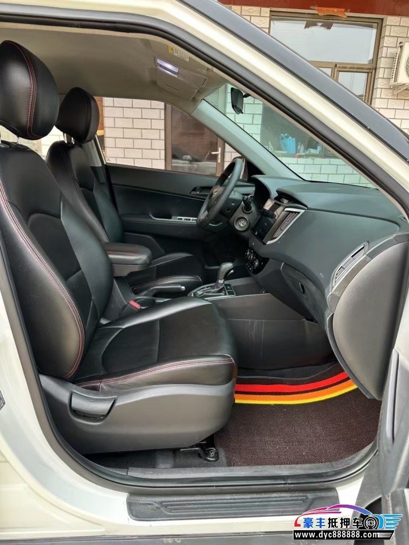 17年现代ix25轿车抵押车出售