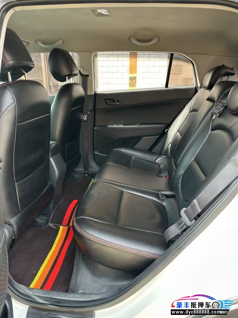 17年现代ix25轿车抵押车出售