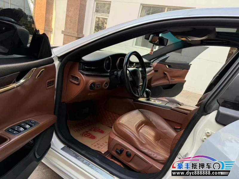 15年玛莎拉蒂总裁轿车抵押车出售