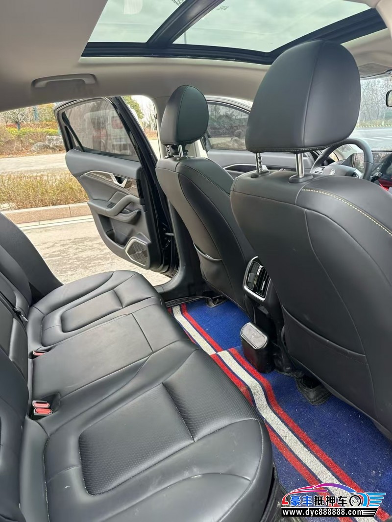 23年奔腾B70轿车抵押车出售