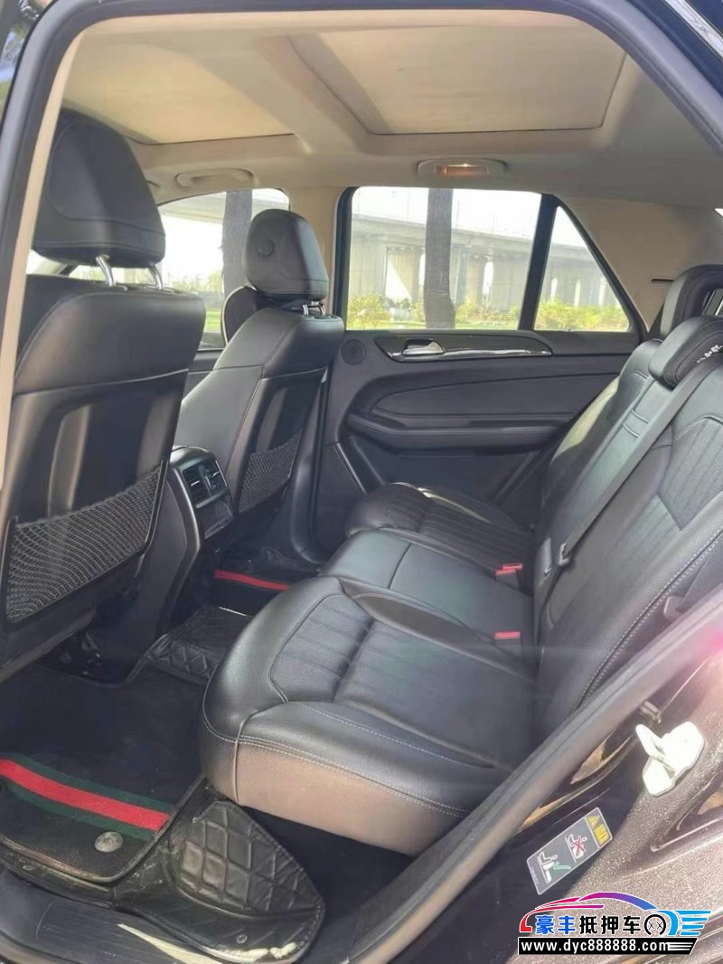 17年奔驰GLE轿车抵押车出售