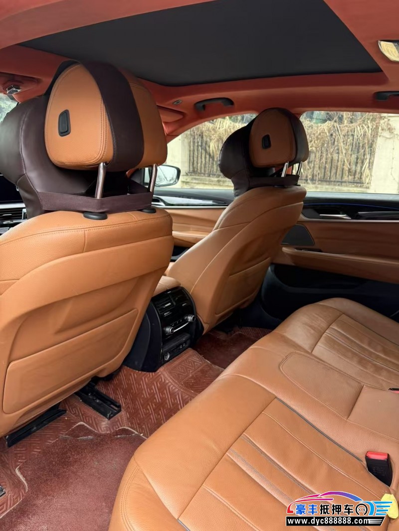 21年宝马6系轿车抵押车出售