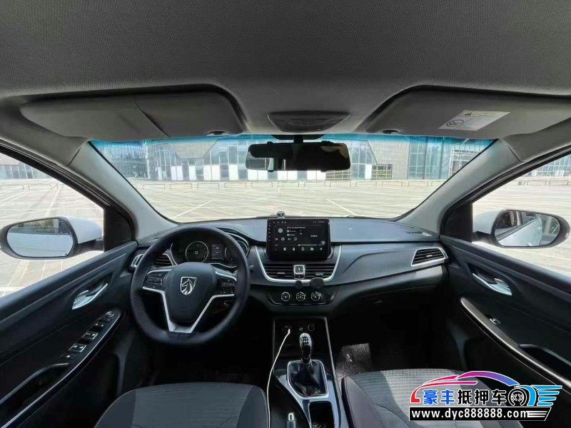 20年宝骏730轿车抵押车出售