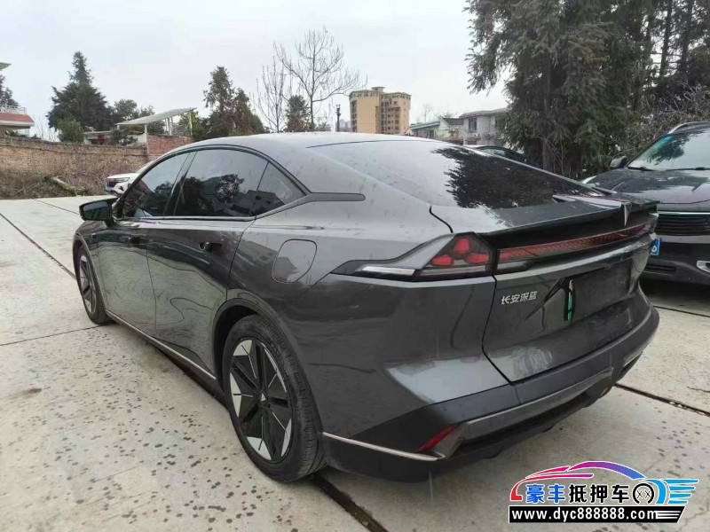 23年长安深蓝SL03轿车抵押车出售