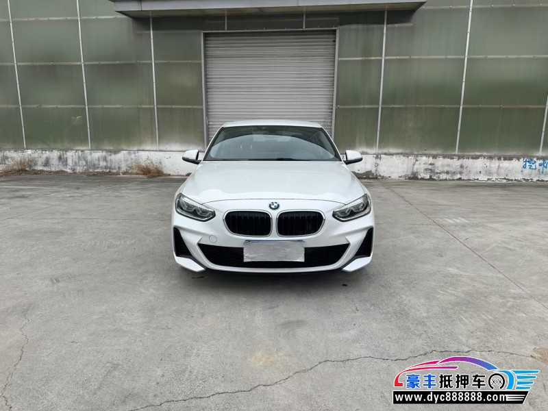 22年宝马1系轿车抵押车出售