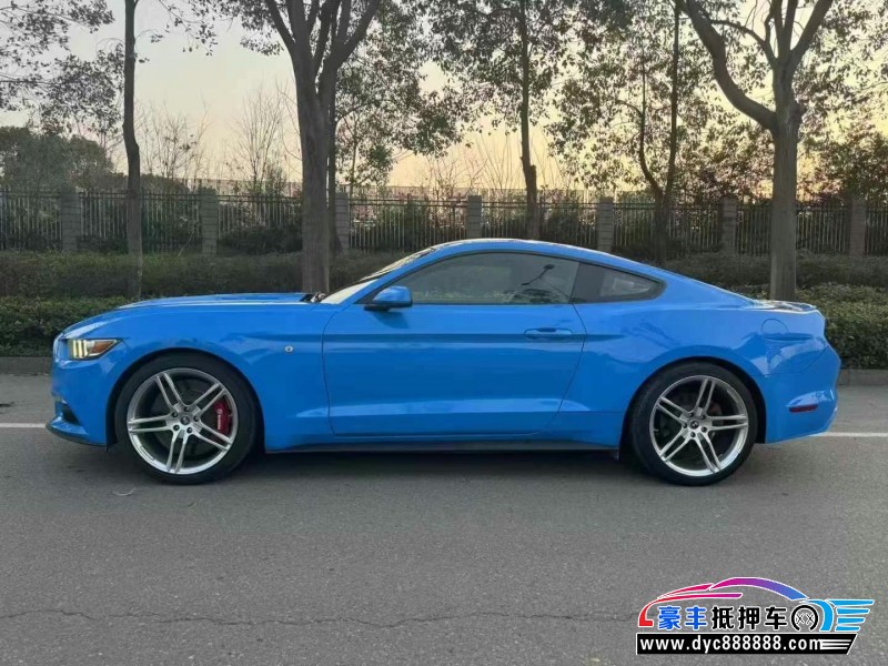 17年福特野马轿车抵押车出售