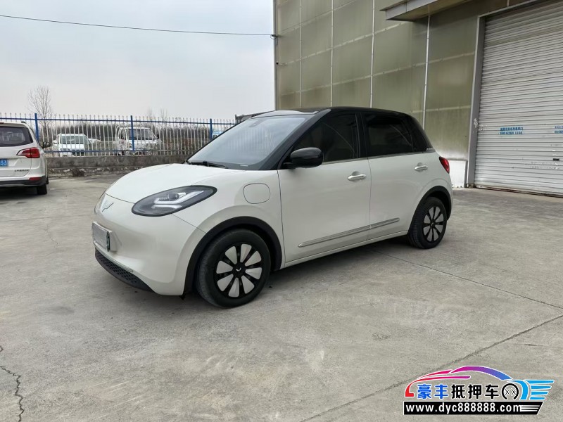 23年五菱缤果轿车抵押车出售