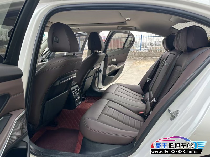 19年宝马3系轿车抵押车出售