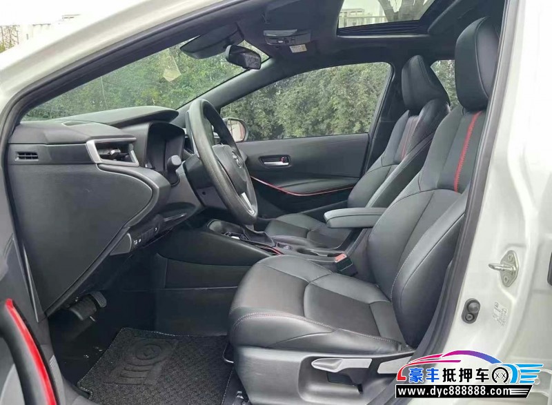 21年丰田雷凌轿车抵押车出售