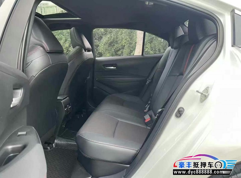 21年丰田雷凌轿车抵押车出售