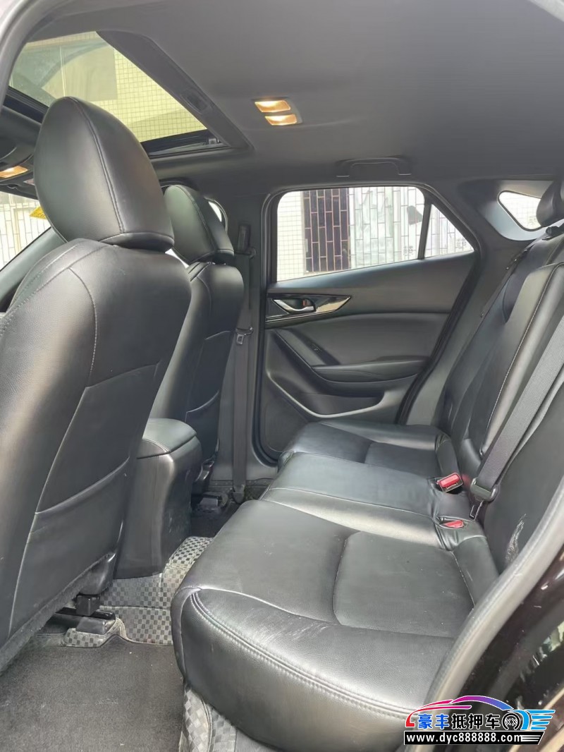 21年马自达CX-4轿车抵押车出售