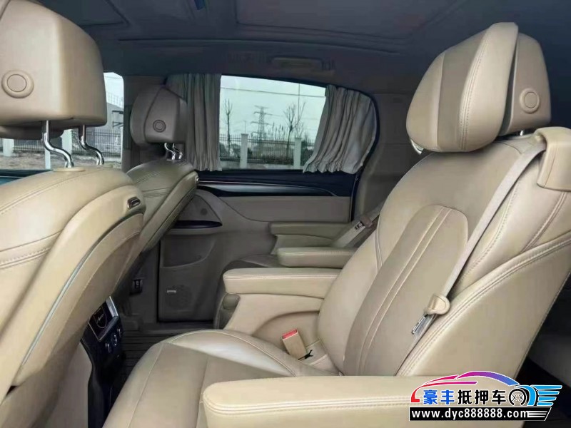 20年别克GL8轿车抵押车出售