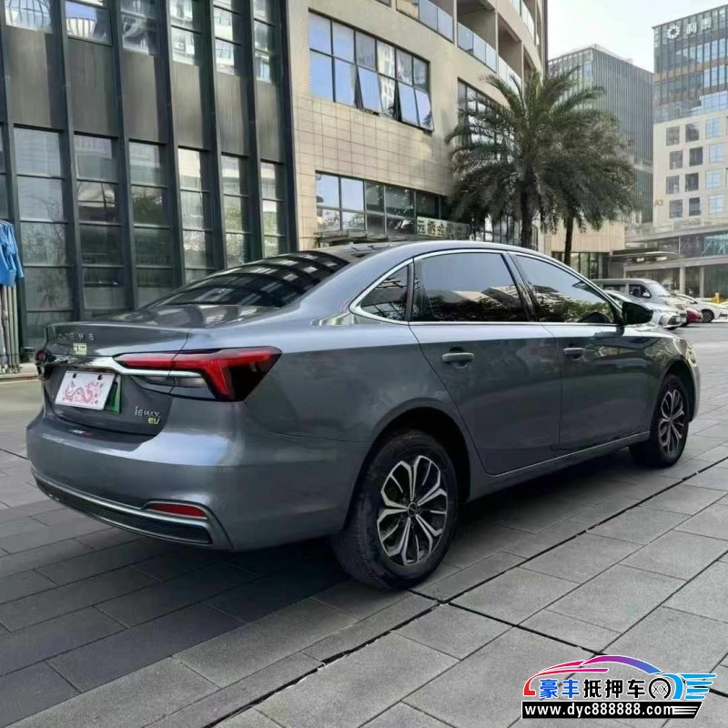 22年荣威i6轿车抵押车出售