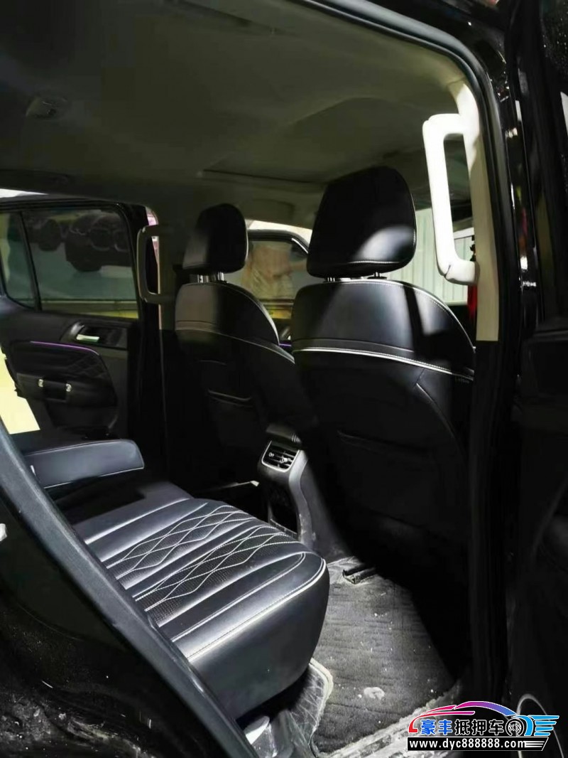 21年WEY坦克300轿车抵押车出售