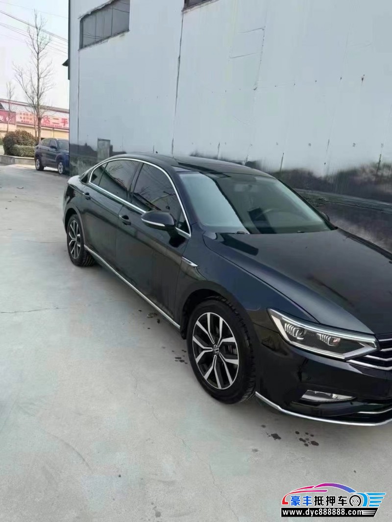 21年大众迈腾轿车抵押车出售