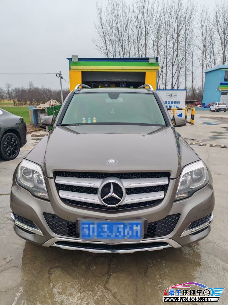 13年奔驰GLK轿车抵押车出售
