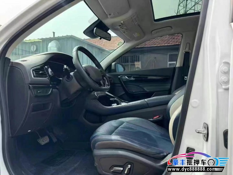 22年东风风神AX7轿车抵押车出售