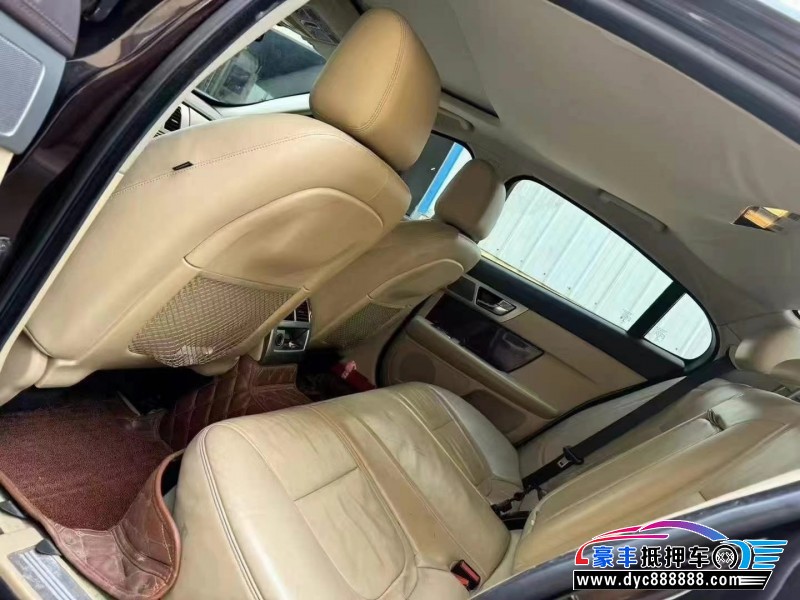 14年捷豹XF轿车抵押车出售