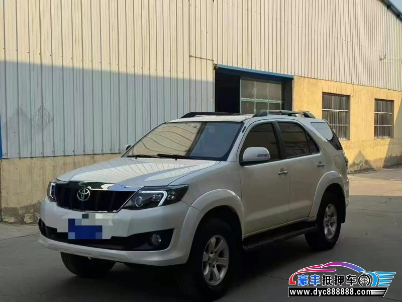 15年丰田奔跑者轿车抵押车出售