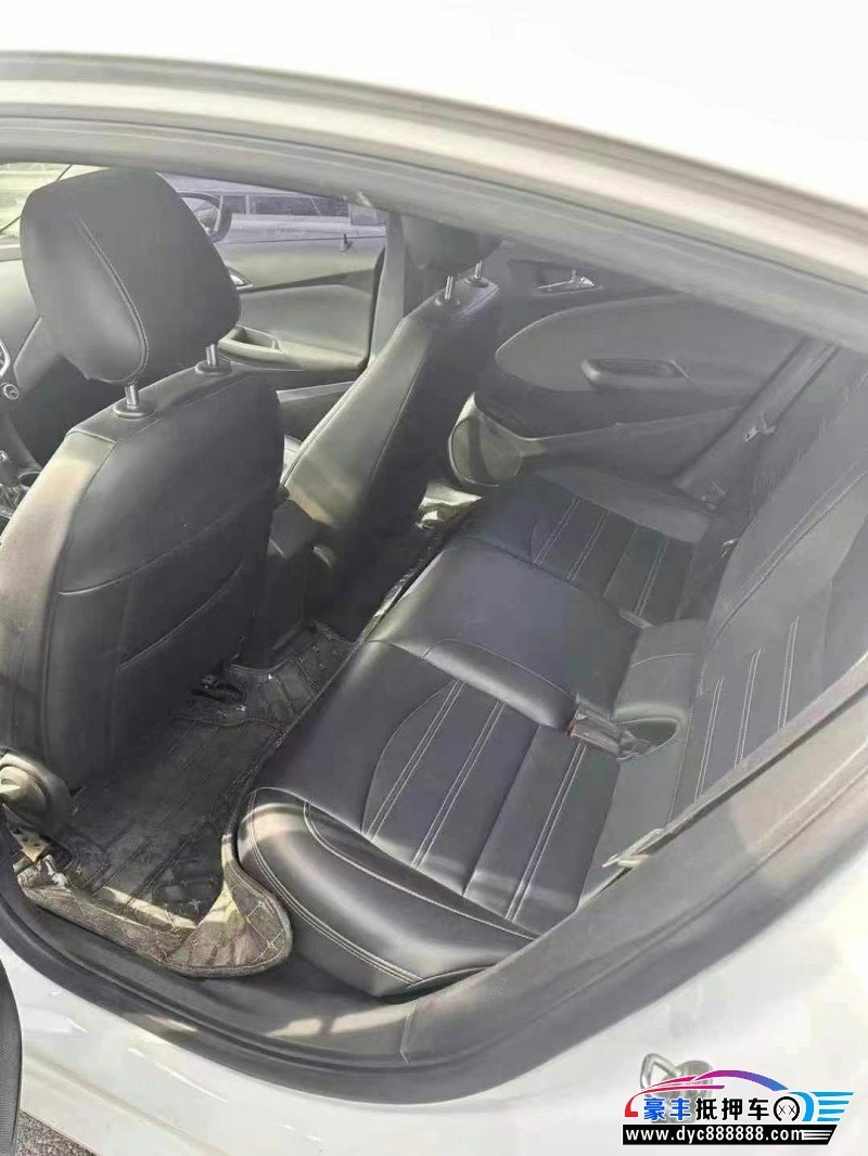 18年雪佛兰科鲁兹轿车抵押车出售