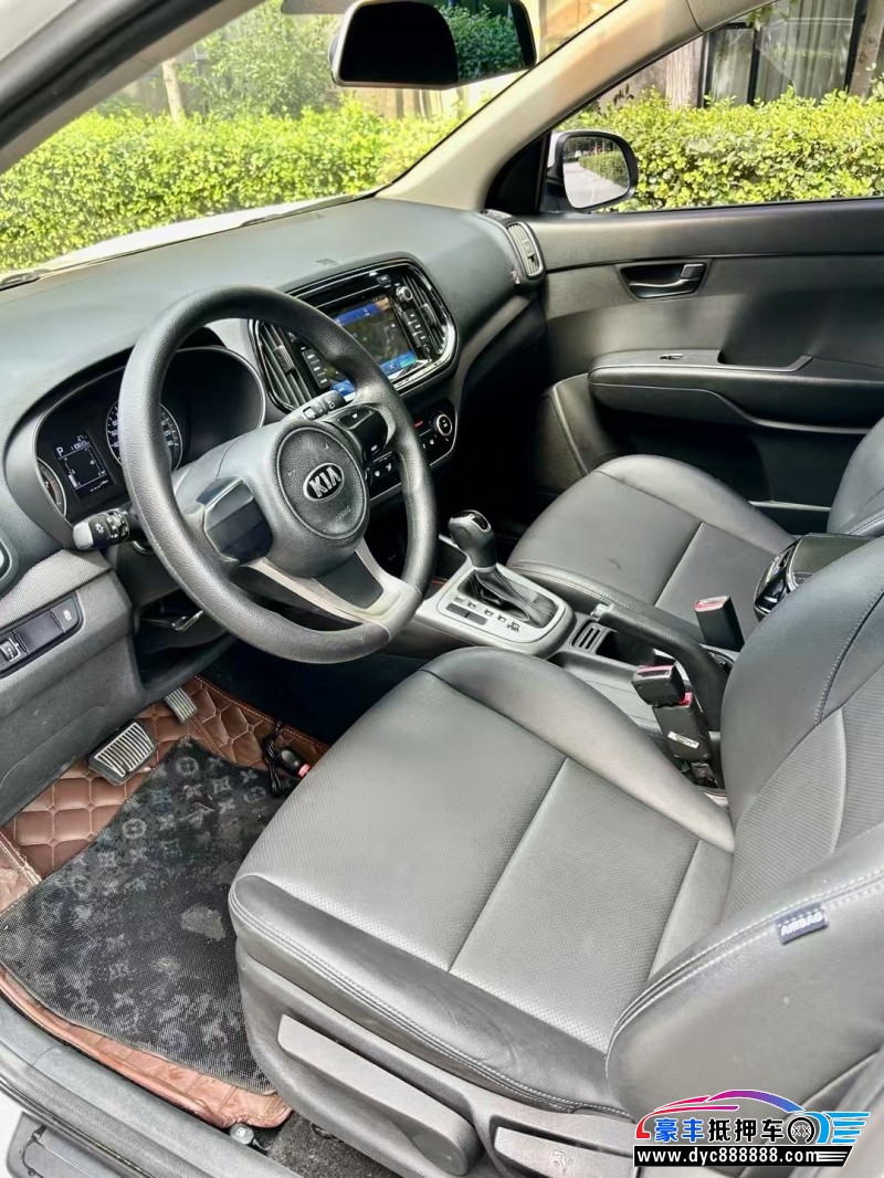 17年起亚KX3轿车抵押车出售