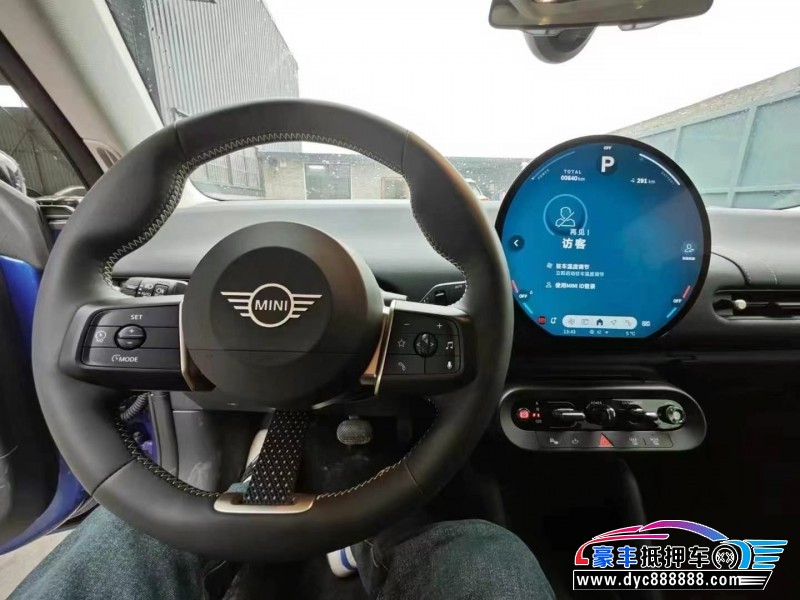 25年宝马MINI轿车抵押车出售