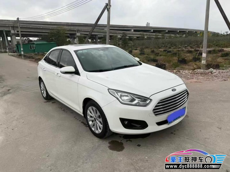 18年福特福克斯轿车抵押车出售