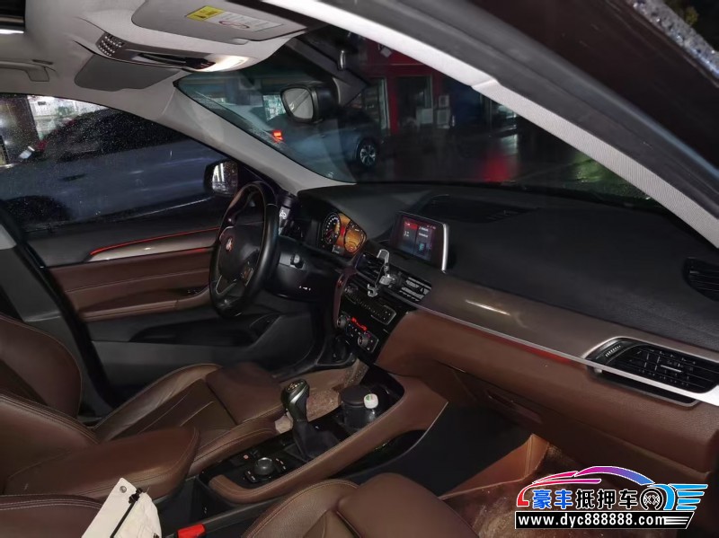 18年宝马X1轿车抵押车出售