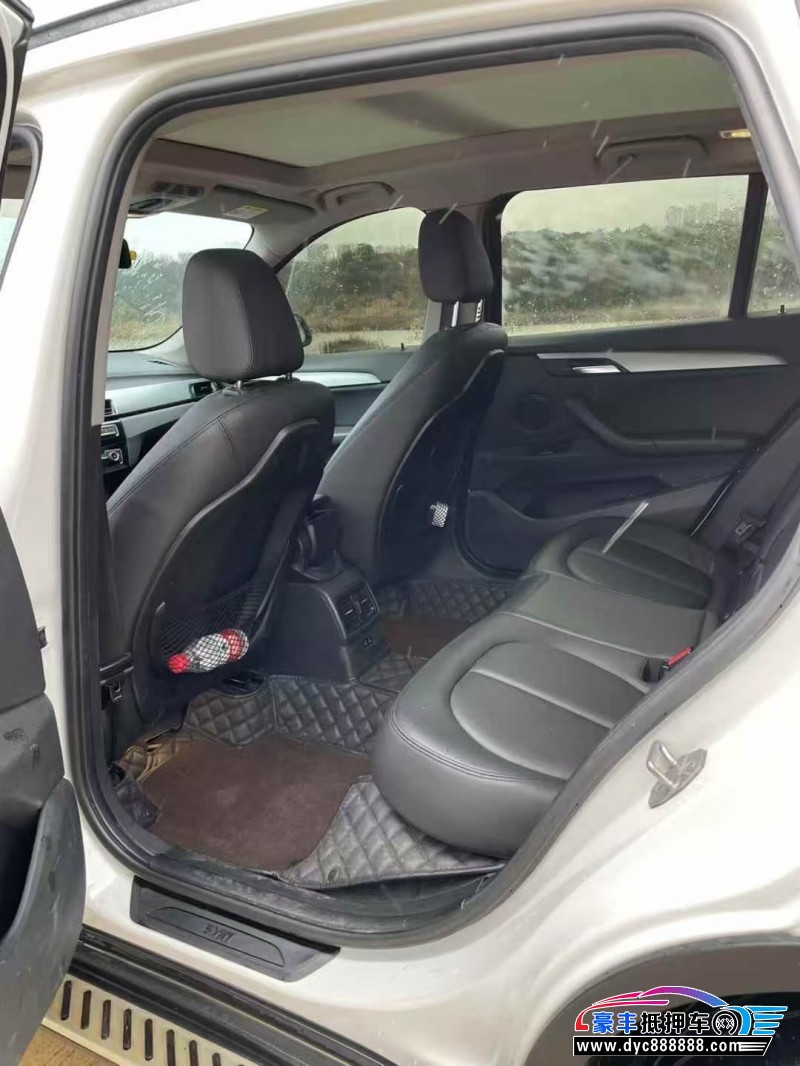 19年宝马X1轿车抵押车出售