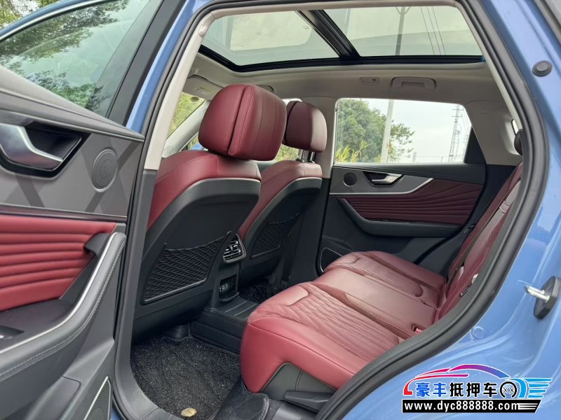 24年红旗HS5轿车抵押车出售