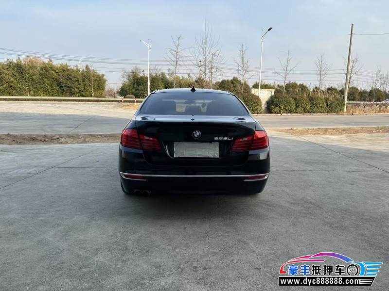 17年宝马5系轿车抵押车出售