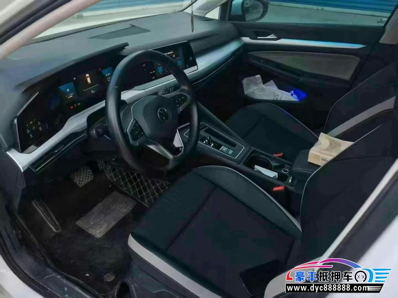 21年大众高尔夫轿车抵押车出售