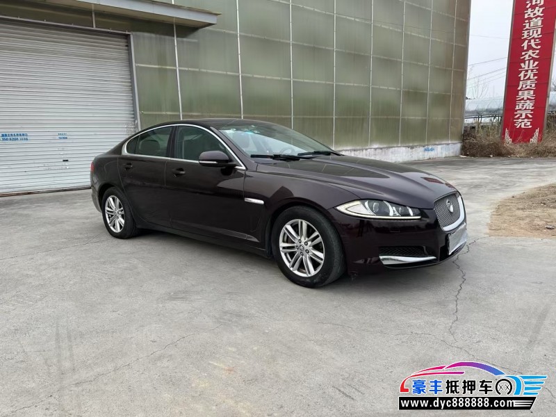 13年捷豹XF轿车抵押车出售