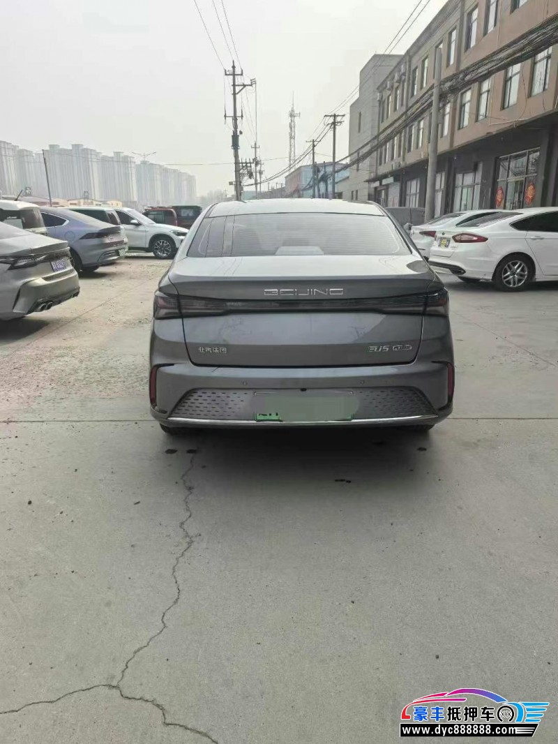 23年北汽新能源EU系列轿车抵押车出售