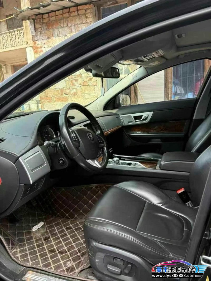 15年捷豹XF轿车抵押车出售