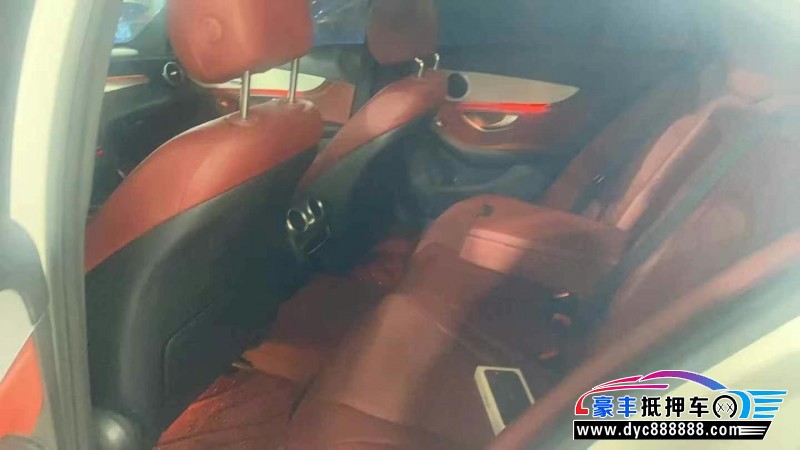 20年奔驰C轿车抵押车出售