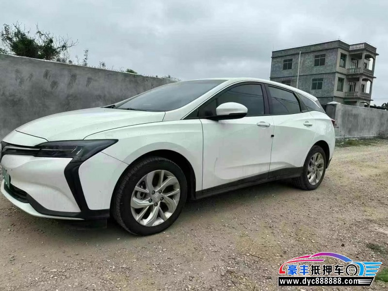 24年别克微蓝轿车抵押车出售