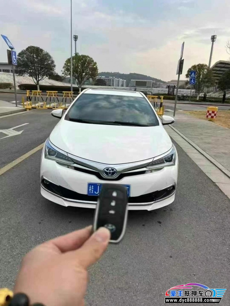 18年丰田卡罗拉轿车抵押车出售