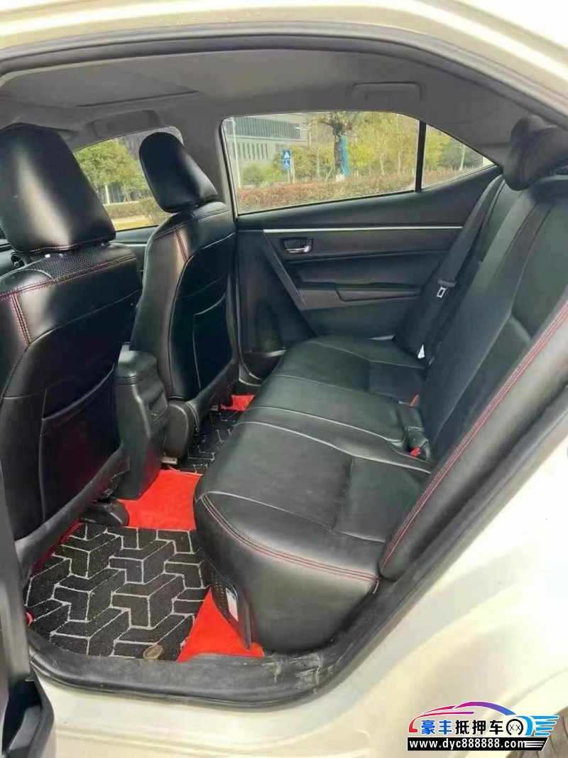 18年丰田卡罗拉轿车抵押车出售