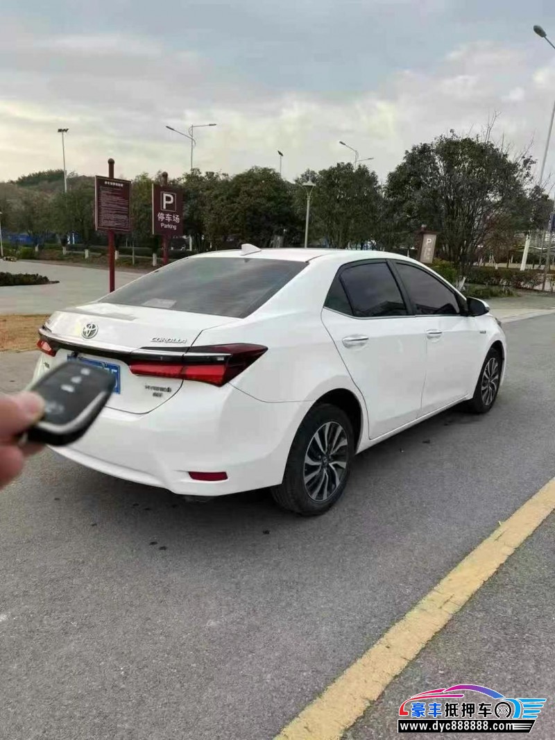 18年丰田卡罗拉轿车抵押车出售