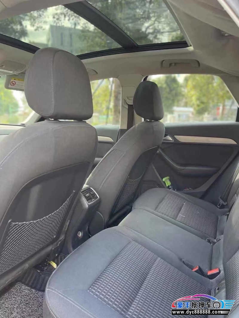 15年奥迪Q3轿车抵押车出售