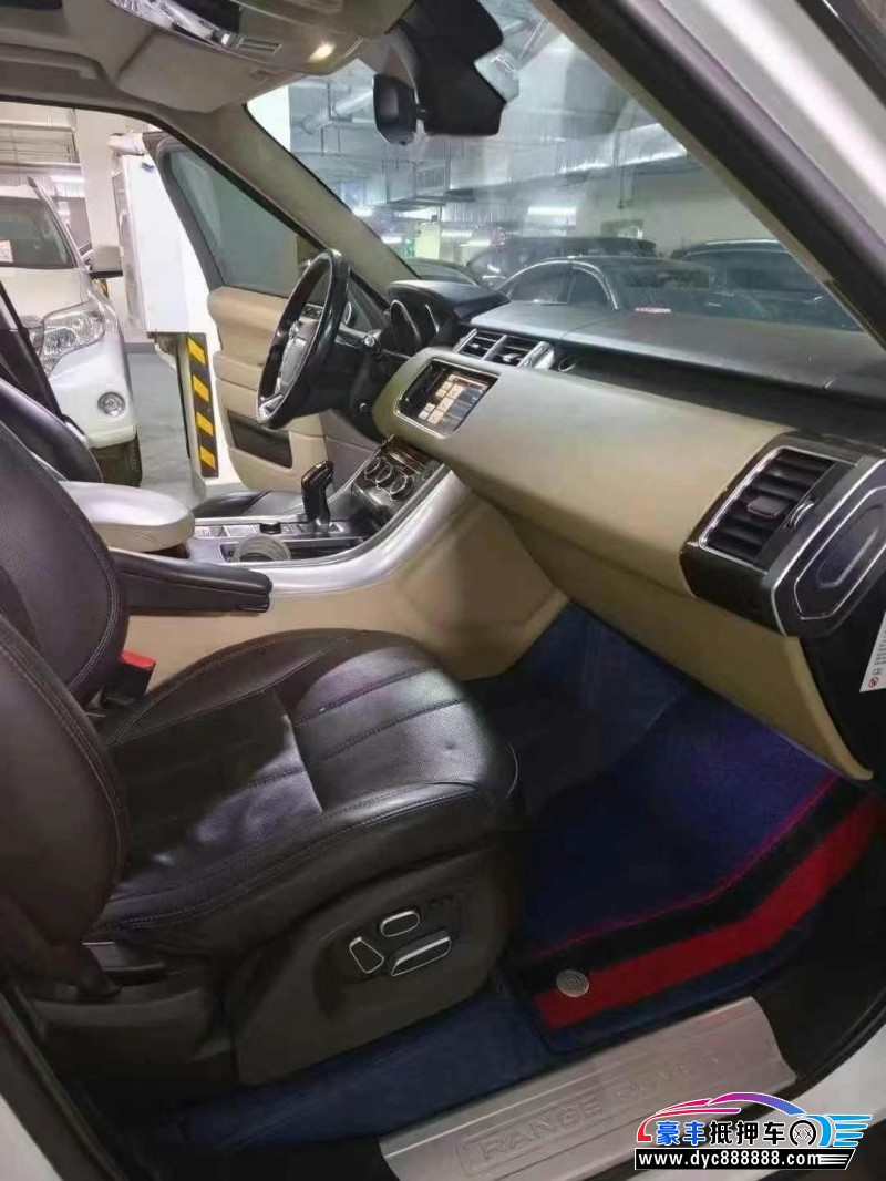 15年路虎揽胜运动轿车抵押车出售