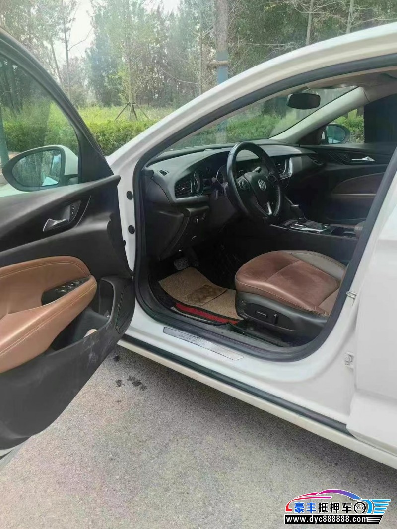 19年别克君威轿车抵押车出售