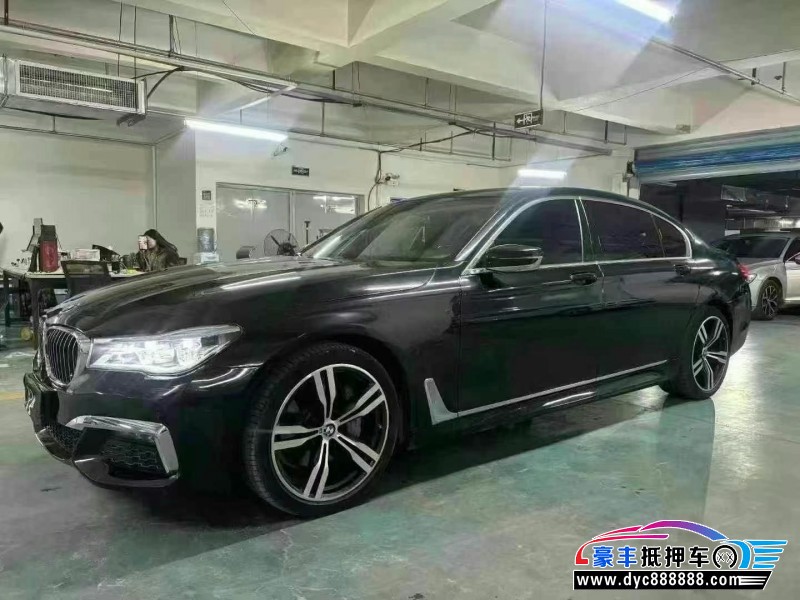 18年宝马7系轿车抵押车出售